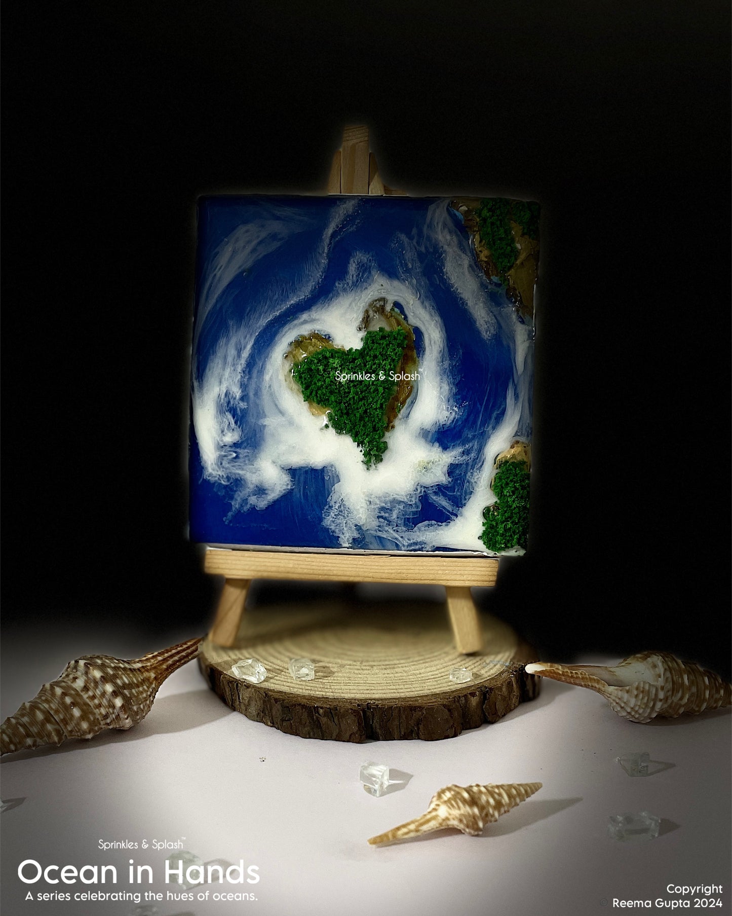 Mini Ocean Resin Art - Square 4-Inch with Stand